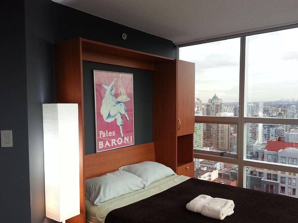 Your Alternative To A Five Star Hotel - Premium Location バンクーバー エクステリア 写真